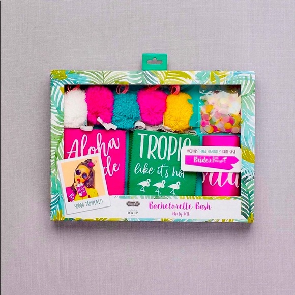 Mud Pie Other - The cutest Bach kit! SET OF TWO!